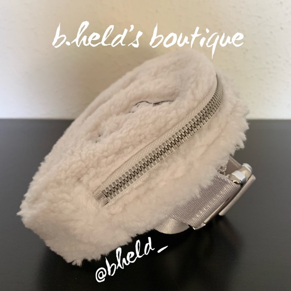 lululemon Lunar New Year Everywhere Belt Bag *Fleece Rabbit Plush Embroidery NWT - Picture 7 of 16